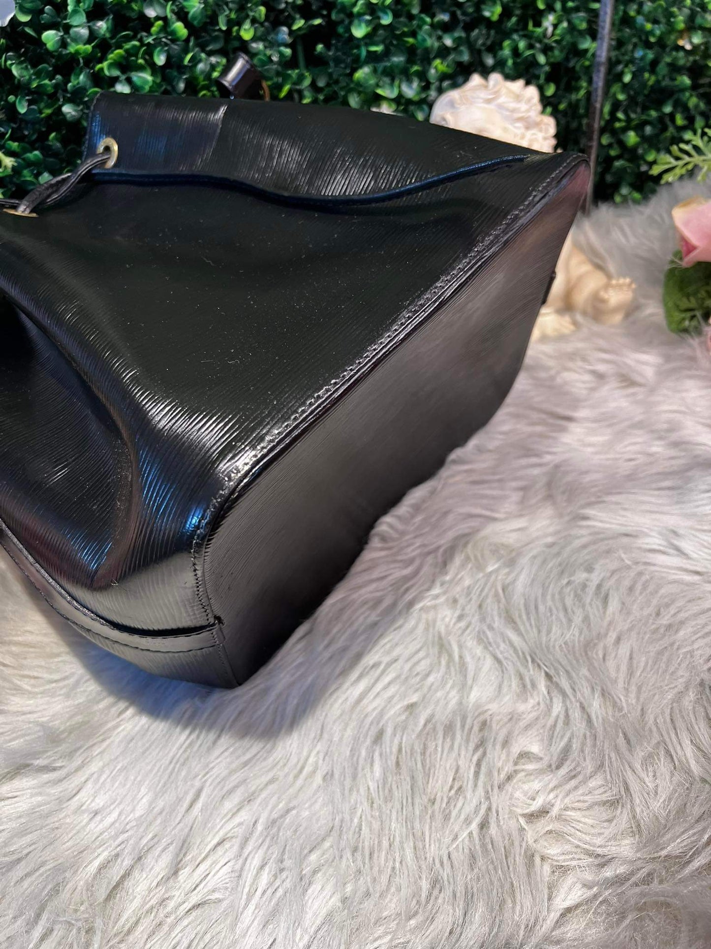 Louis Vuitton Epi Noe Bucket bag