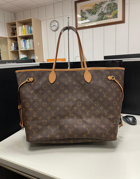 “Authentic” Louis Vuitton - Neverfull GM (large)